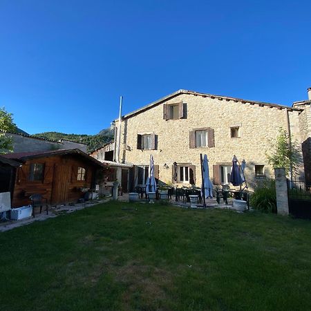 Auberge Lou Jas Soleilhas Buitenkant foto