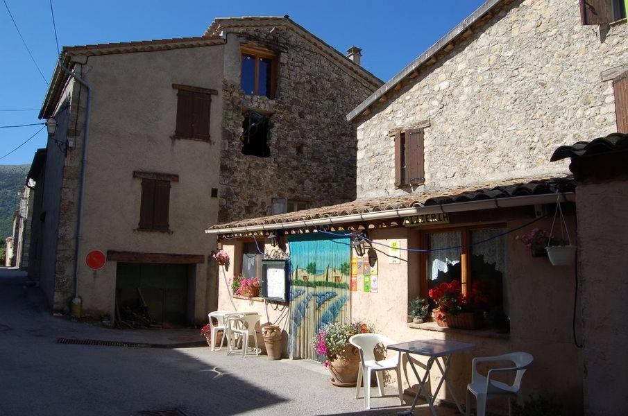 Auberge Lou Jas Soleilhas Buitenkant foto